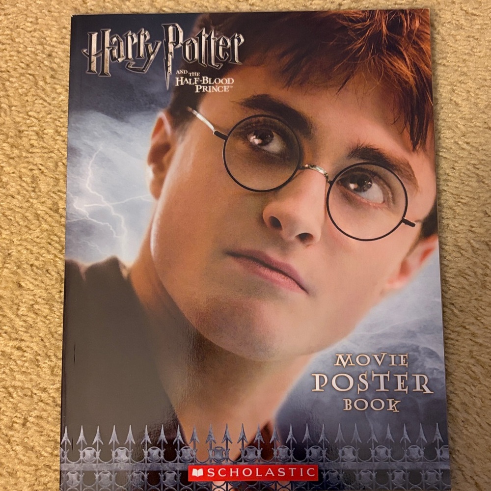 Lot of 6 new Harry Potter poster books - Picture 11 of 16